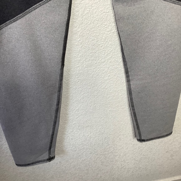 SPLENDID 3 Shades Grey Color Block Leggings Size S - Picture 8 of 11
